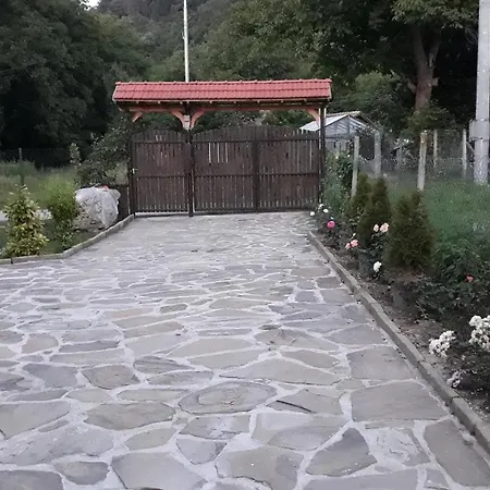 Къща За Гости Българи Πανσιόν *