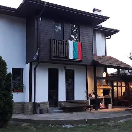 Къща За Гости Българи